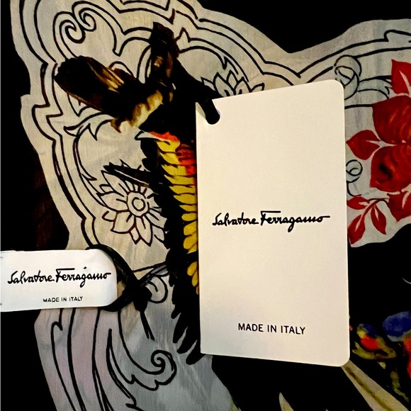 Salvatore Ferragamo silk scarf black floral with animals - Picture 3 of 7